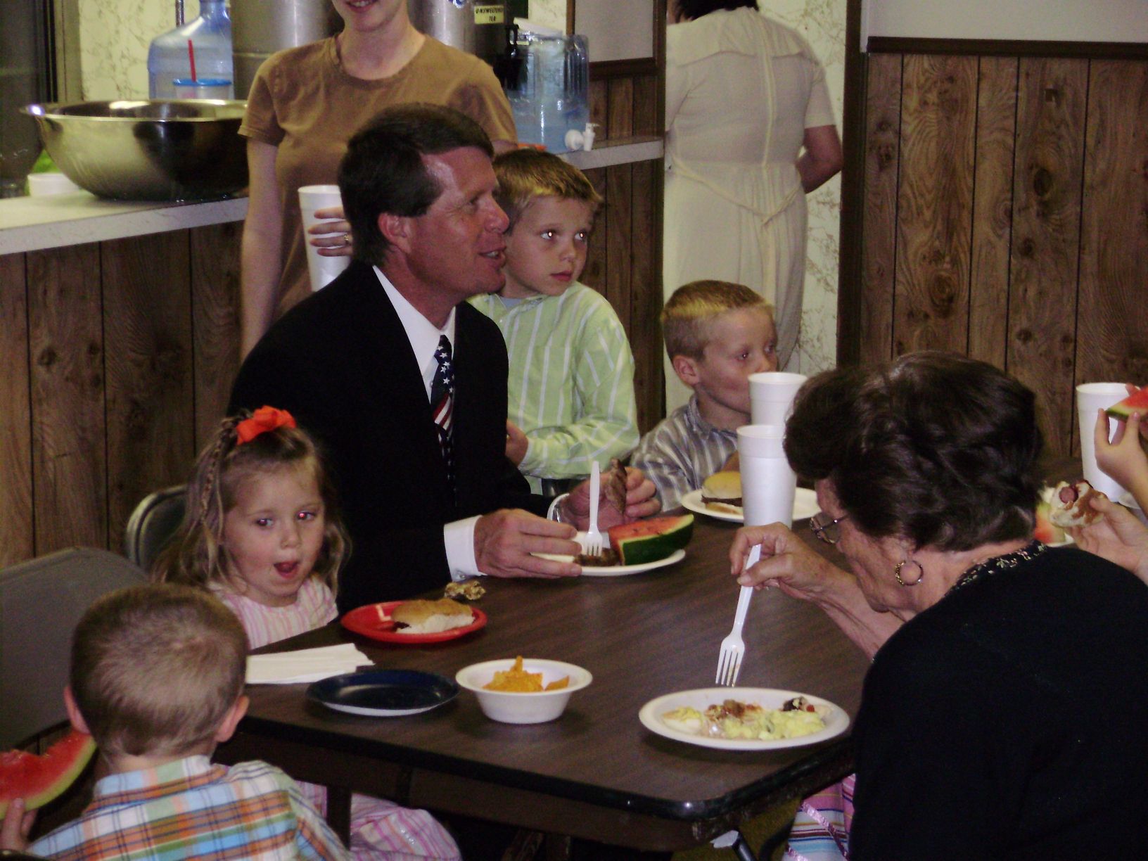 Jim Bob eating lunch